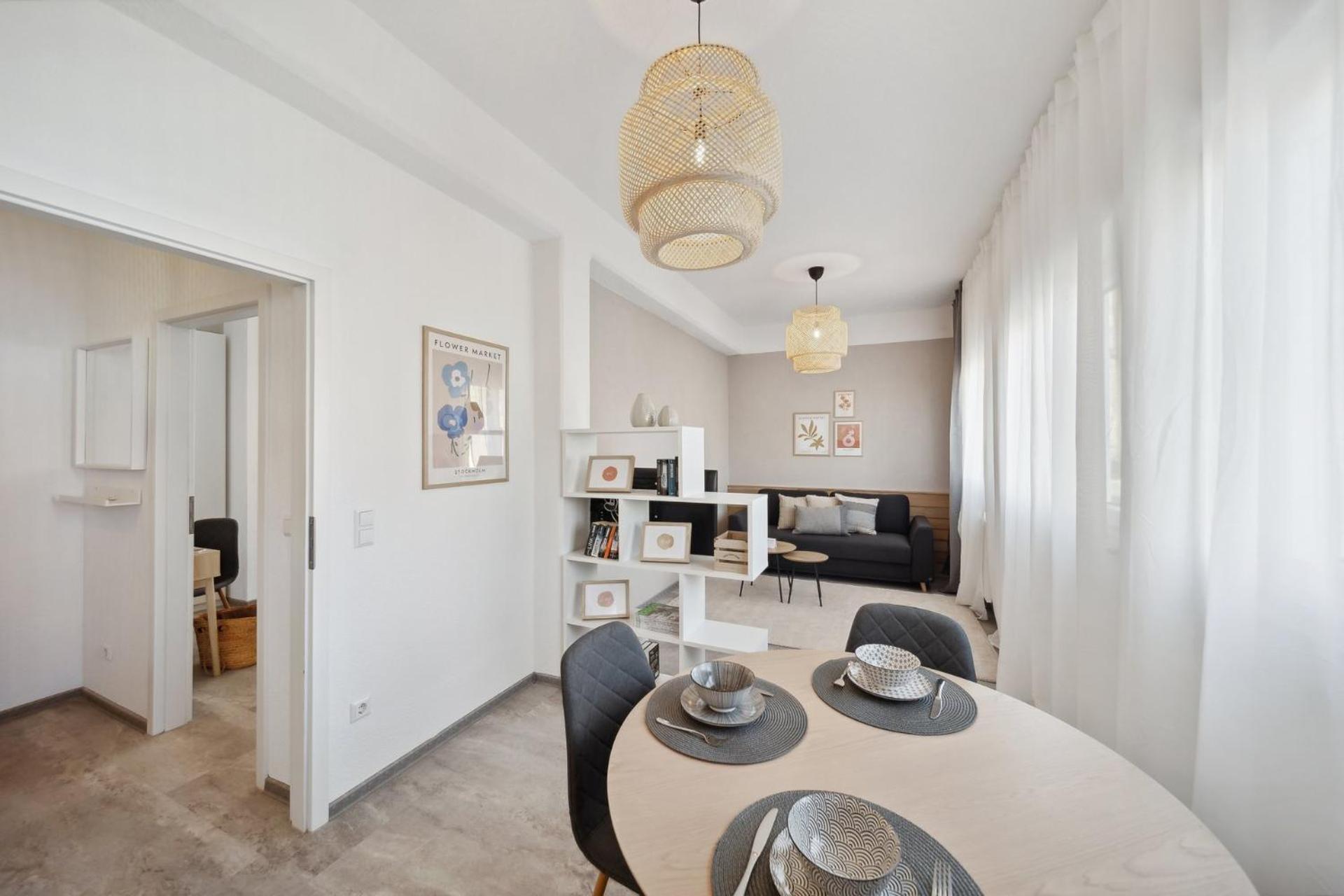 Apartamento Ruhige Lage, Gute Anbindung, Frisch Renoviert Fellbach Exterior foto