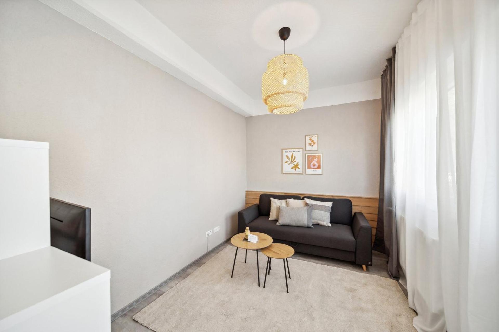 Apartamento Ruhige Lage, Gute Anbindung, Frisch Renoviert Fellbach Exterior foto